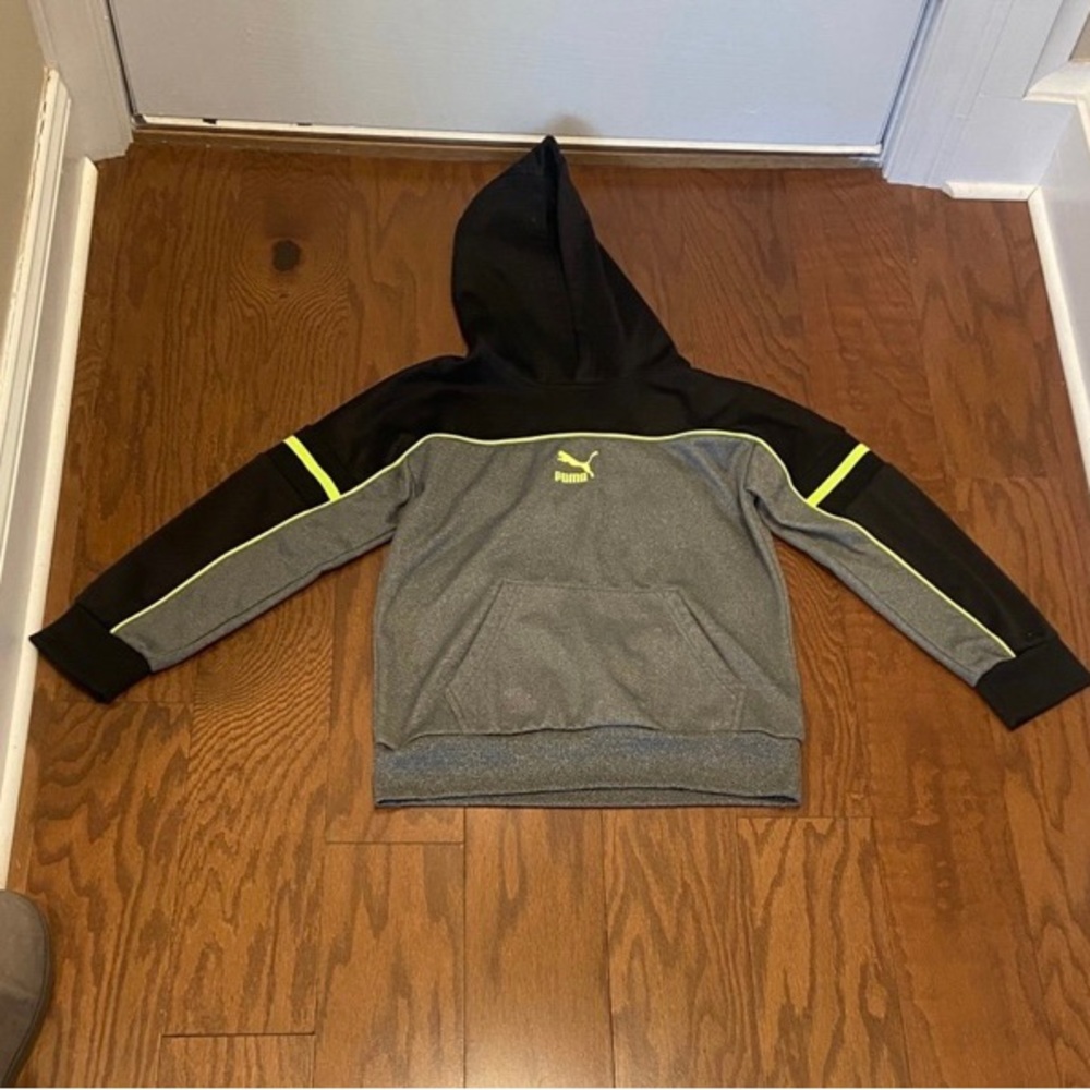 🧡 boy’s PUMA sweatshirt